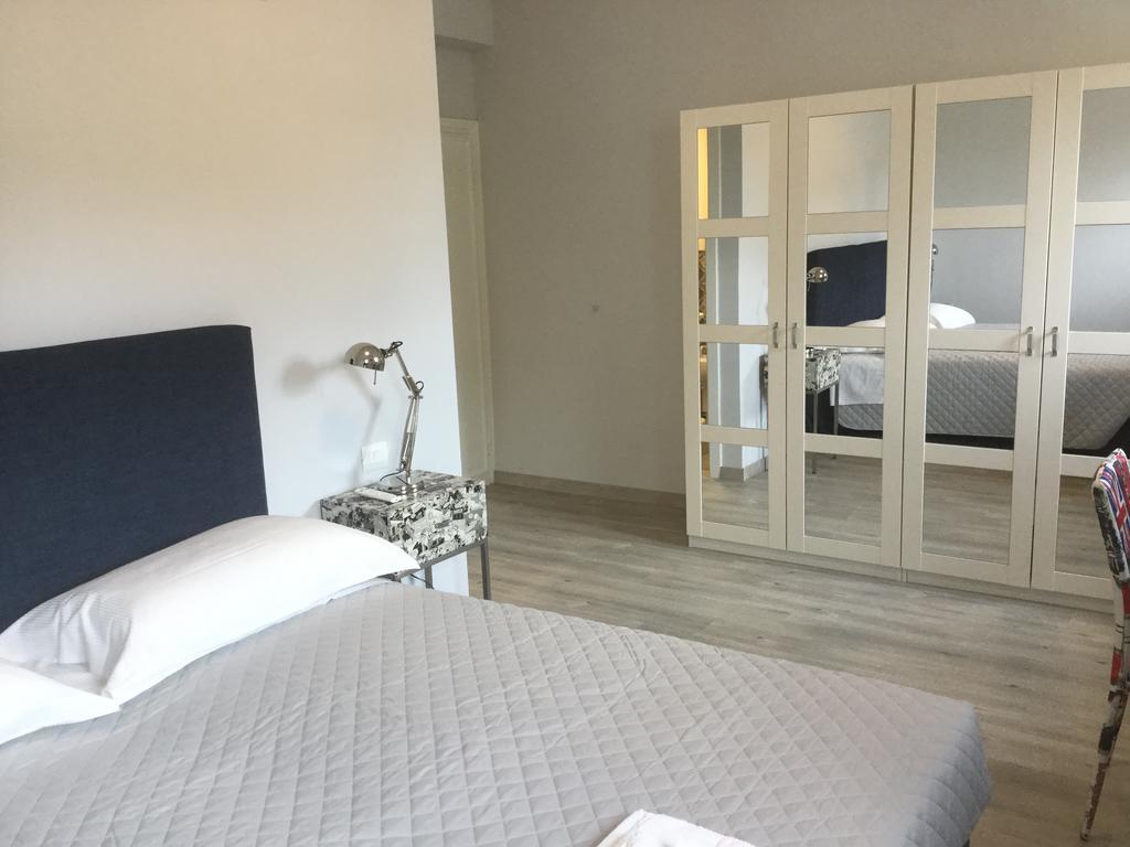 Dimora 16 Rooms & Garden Prato Kültér fotó
